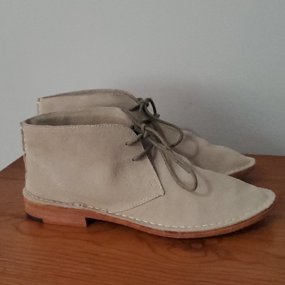 Anthropologie Shoes - Anthropologie Gee WaWa Ankle booties